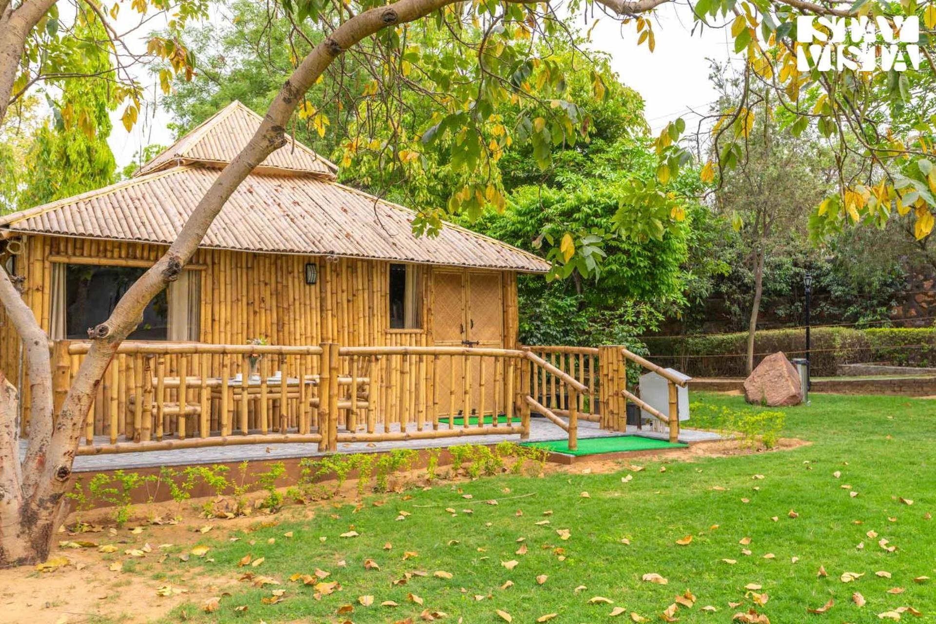 Stayvista At Maple Farms With Pool, Bbq & Bonfire Sohna Exterior photo